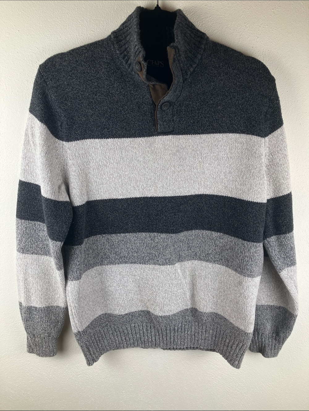 Chaps Men’s Medium Gray Colorblock Striped Quarter-Button Cotton Sweater